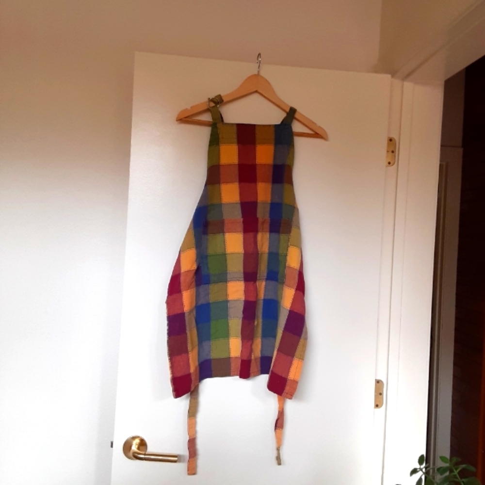 Trendy Checkered Apron